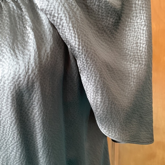 BCBGMaxAzria Woven Silk Top - Textured Silk Draped Cowl Back - Picture 4 of 9